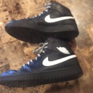 Air Jordan 1 mid speckle